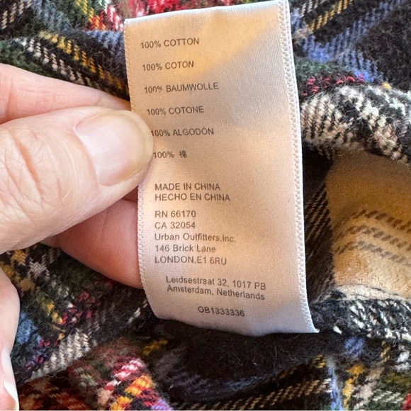 Urban Outfitters BDG Multicolor Plaid Women’s Button Up Shirt Size S - Picture 13 of 13